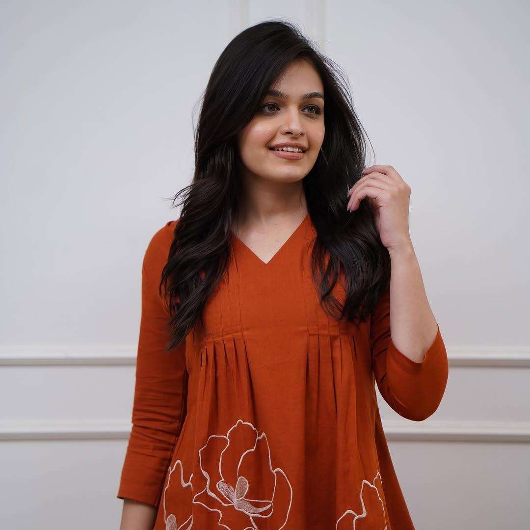 Women's Cotton Rose Printed Short Anarkali Kurta with Pant Western wear Cord Set - Image 2